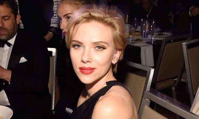 Scarlett Johansson, ‘mbretëreshë’ e arkave filmike