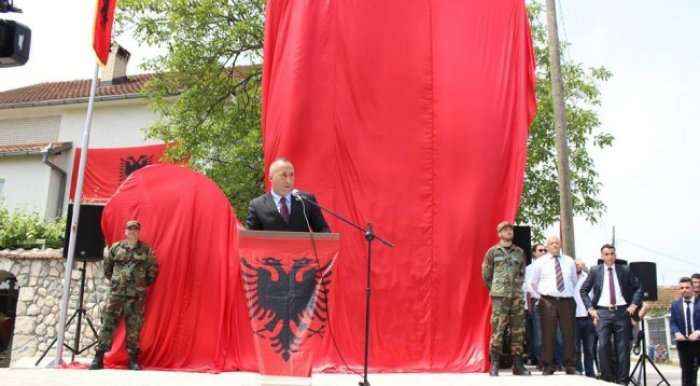 Iniciativa e Haradinajt për Betejën e Kosovës tronditë Serbinë