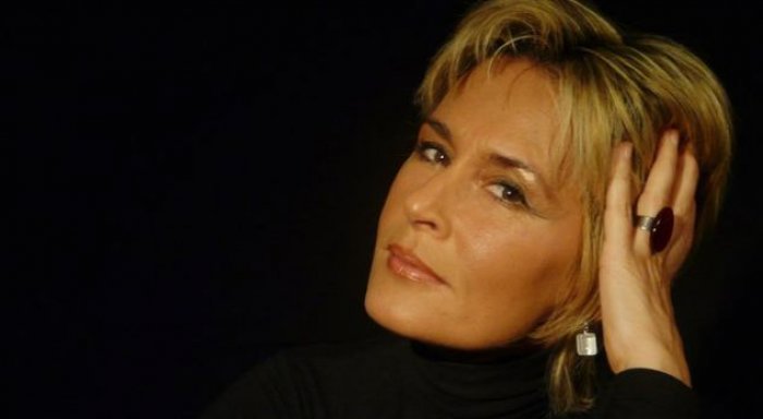 Shkrimtarja Elvira Dones: Shqipëria nuk është pronë e Edi Ramës