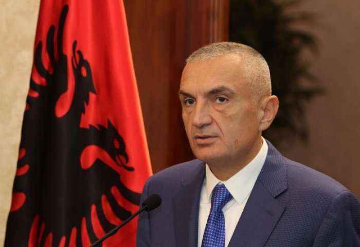 Meta: Shqipëria duhet të ecë përpara me hapin e ëndrrave të të rinjve