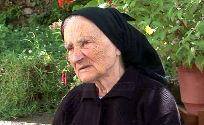 Vdes gruaja më e moshuar shqiptare
