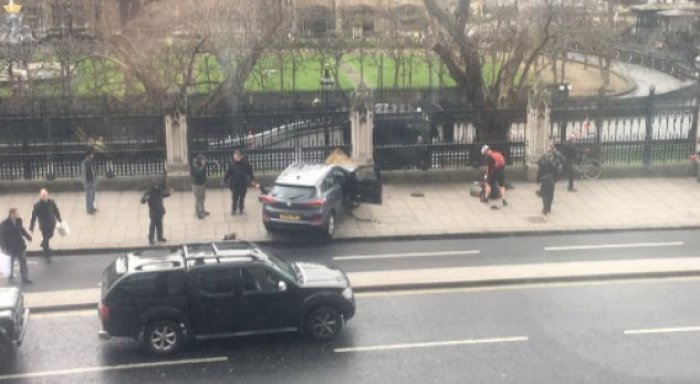 Policia arreston edhe dy persona lidhur me sulmin terrorist në Londër