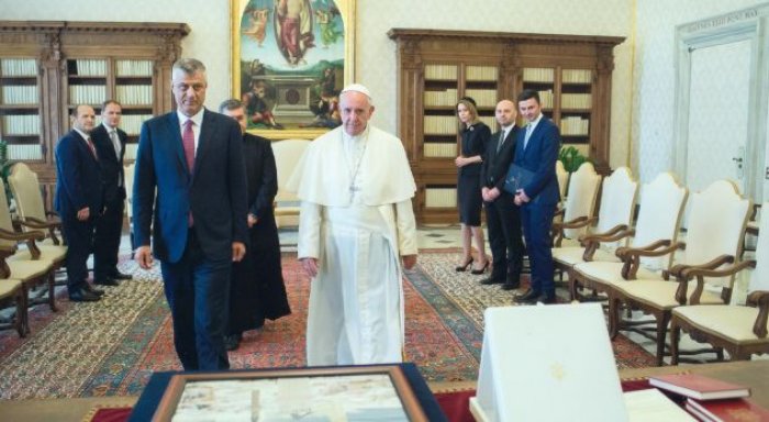 Thaçi të mërkurën takon Papa Françeskun