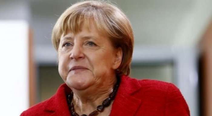 Merkel shkarkon Shefin e Intelegjencës