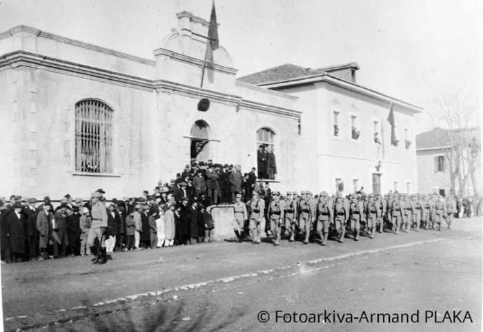 Publikohen fotot e rralla/ Caristët shkelën për herë të parë Shqipërinë në 1913