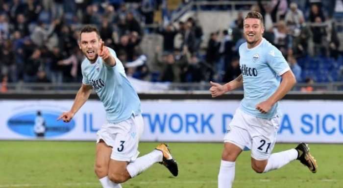 Zyrtare: De Vrij do të largohet nga Lazio