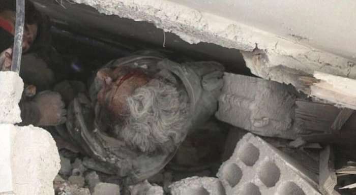 Pamje të rënda: Bombardimi shkatërrues në Siri vret dhjetëra fëmijë