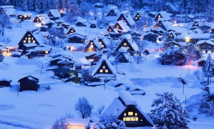 Mrekullia e ‘Tetë e Botës’! Fshati japonez ku bora thyen çdo rekord (FOTO)