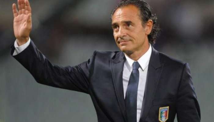 Shkarkohet trajneri i famshëm italian