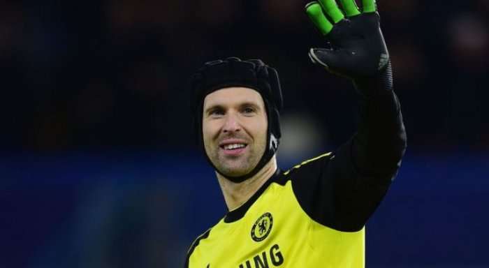 Cech kthehet në Chelsea