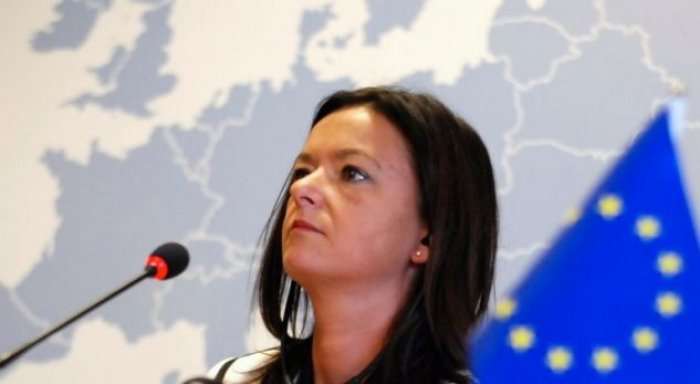 Fajon i gëzohet lajmit: Vizat u kthyen në agjendën e BE'së