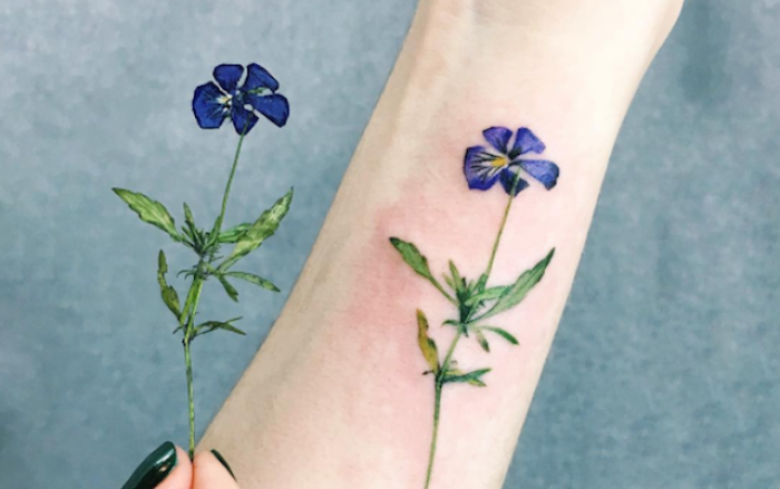 Lulet, trendi më i fundit i tatuazheve. Zbuloni disa modele interesante