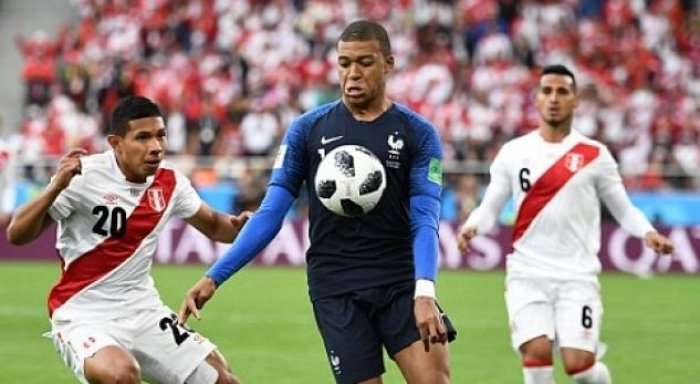 Shënohet goli i parë në ndeshjen Francë – Peru