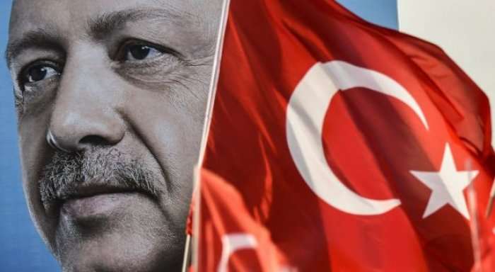Kryetari i një partie në Kosovë i gëzohet fitores së Erdoganit
