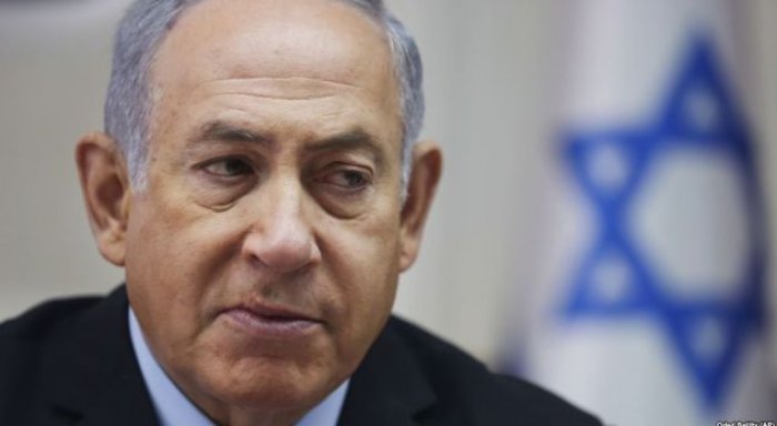 Kryeministri izraelit në përpjekje për të shpëtuar qeverinë nga rënia