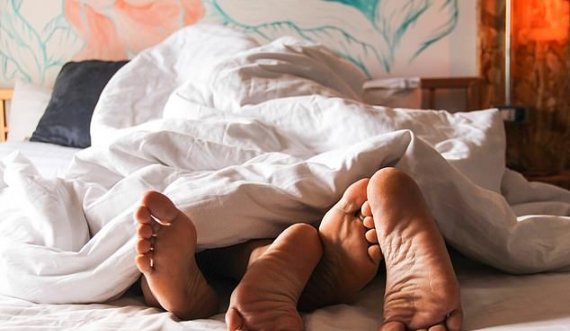 Nga 16 deri 55 vjeçe, ja çfarë duan femrat në shtrat sipas moshës