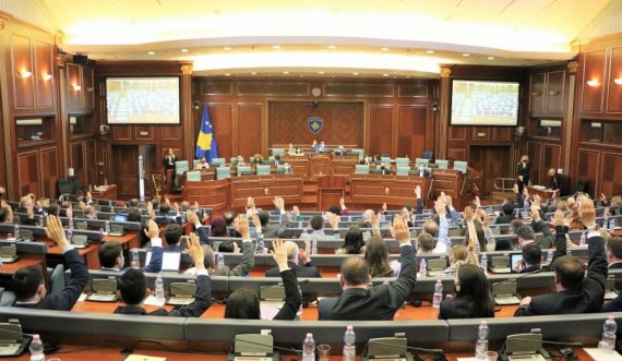Përfundon debati parlamentar për situatën në Veri