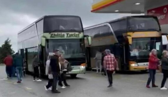 A janë nisur autobusët e bllokuar në kufirin Serbi-Kroaci?