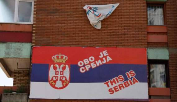 Analisti serb: E ashtuquajtura zyra për Kosovën u hap për akuza false dhe glorifikim të Aleksandar Vuçiqit