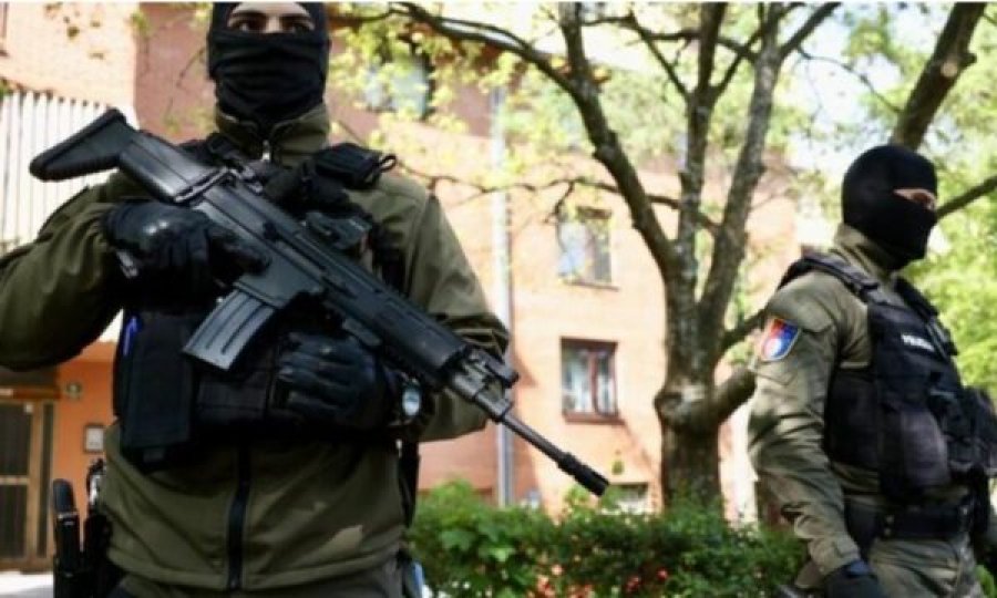 Komunikuan në aplikacionin Sky ECC që përdoret nga rrjete kriminale,  arrestohen 22 zyrtarë të lartë në Bosnje