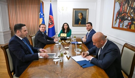 Osmani sot do t’i presë në zyrën e saj liderët e partive politike