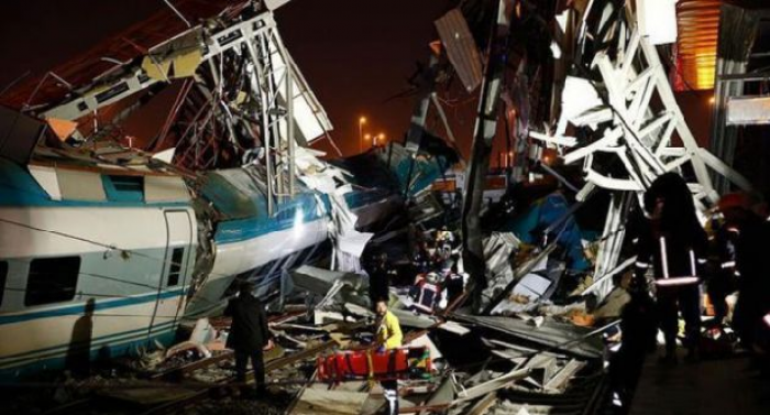 Treni përplaset me lokomotivën në Turqi, 7 të vdekur e 46 të plagosur