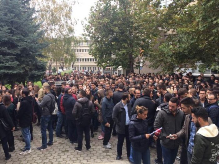 Studentët t'u prijnë protestave kundër regjimit banditesk