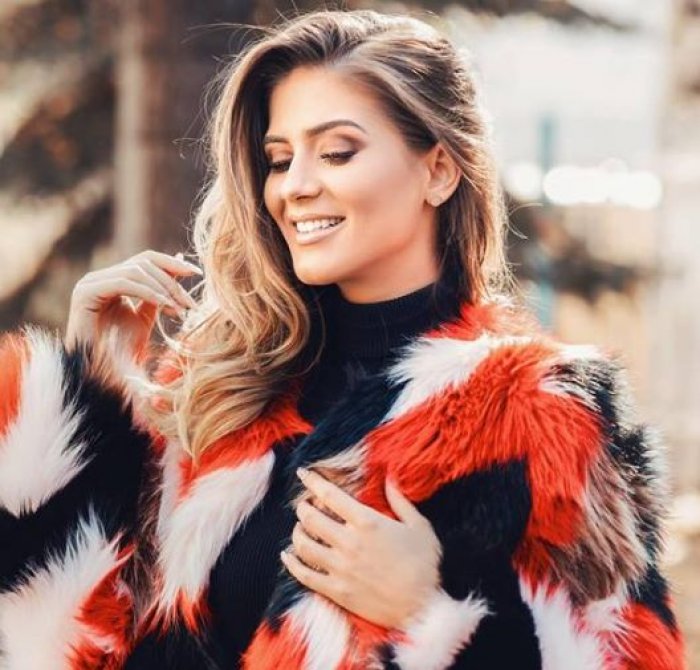 Marigona Krasniqi senzacionale, me koleksionin 'GUESS' (Foto)