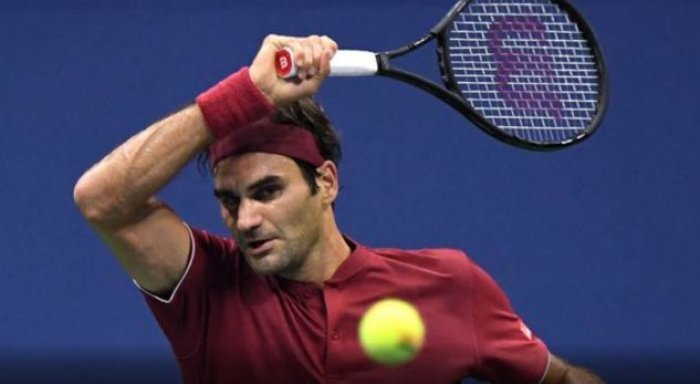 Federer kualifikohet me vuajtje përballë Medvedevit