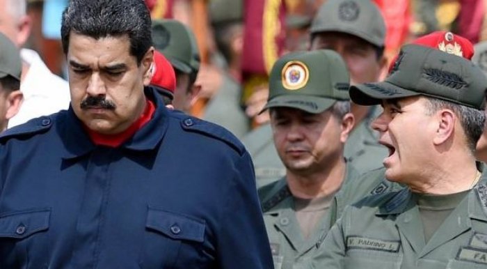 Ushtria e Maduros nis stërvitjen për t'i bërë ballë një grushti të mundshëm shteti