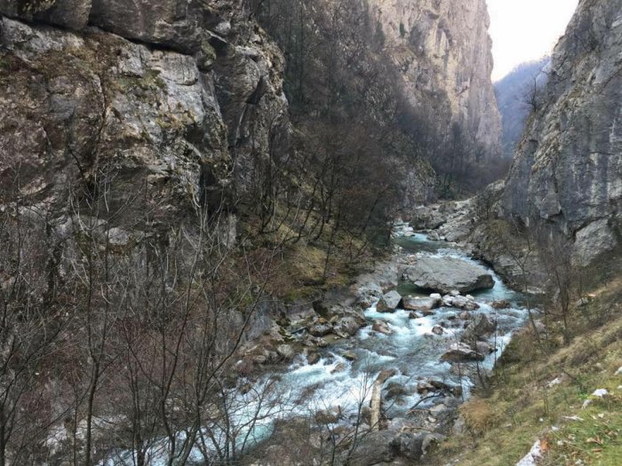 Lumbardhi në Pejë, shënjestra e radhës e “investimeve strategjike”