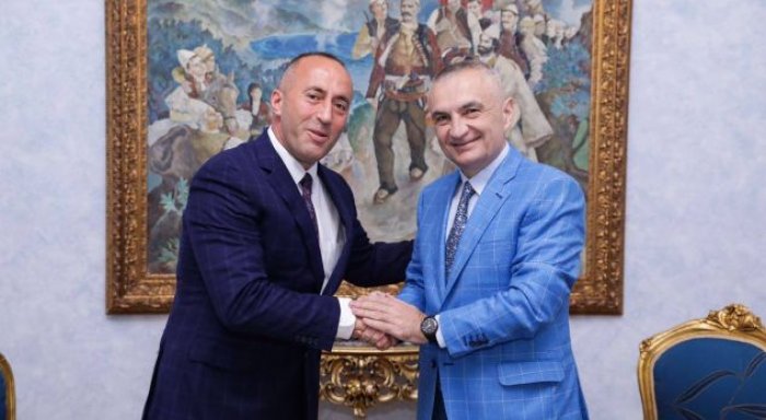 Haradinaj nuk flet për mosdekretimin e Gent Cakajt, thotë se Metën e ka shumë mik