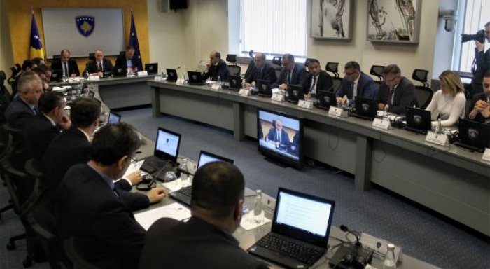 Qeveria vendos për mallrat serbe që kanë hyrë para vendimit për taksën