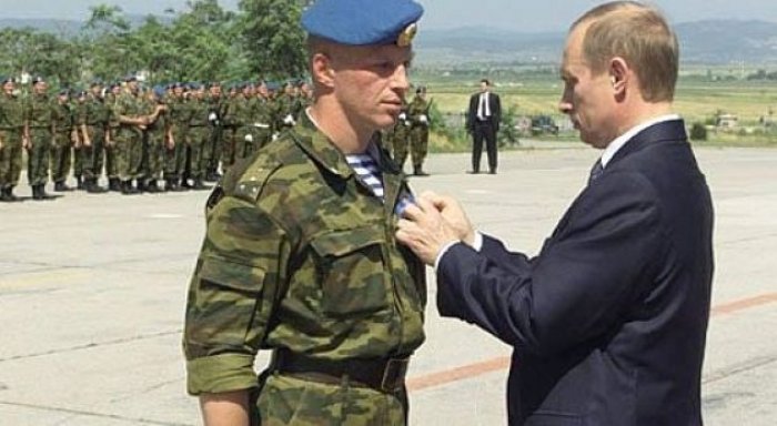 Kur Vladimir Putin vizitoi Kosovën në vitin 2001