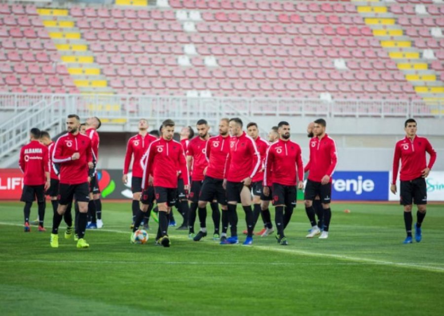 Kombëtarja e Shqipërisë grumbullohet në Barcelonë, kryejnë stërvitjen e parë