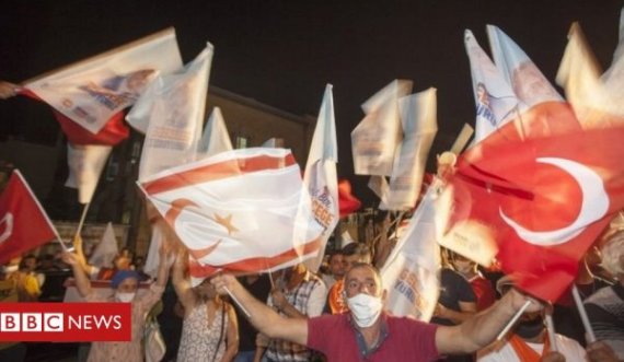 Kandidati i Erdoganit është udhëheqësi i ri i qipriotëve turq, festë në rrugë pas fitores