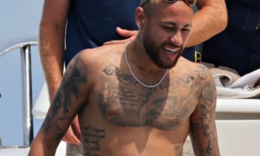 Neymari i tmerron tifozët e PSG-së me shtimin në peshë