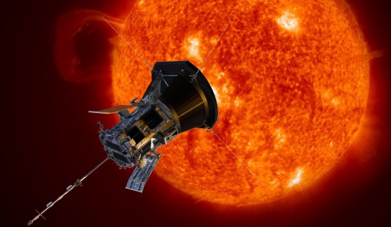 NASA “prek” zyrtarisht Diellin, anija kozmike më afër se kurrë
