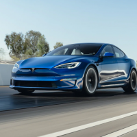 Tesla përgatit bonusin e miliardave për Elon Musk
