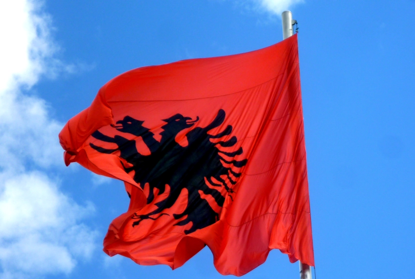 Tmerri i shqiptarëve i përjetuar letrarisht edhe te frankofonët 