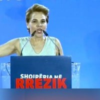 Monika Kryemadhi paraqitet në Prokurorinë e Posaçme