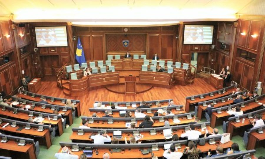 Deputetët debatojnë sot për mosliberalizimin e vizave