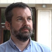 Vjen reagimi nga LDK: Çeku është hajn, vëllaun e vet e shpërbleu me 257 mijë euro, motrën e Abrashit me 255 mijë, burrin e Fitores me 52 mijë euro