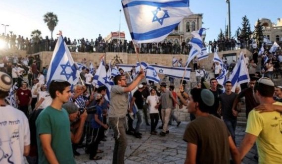Protestuesit izraelitë bllokojnë rrugët, kërkojnë lirimin e pengjeve
