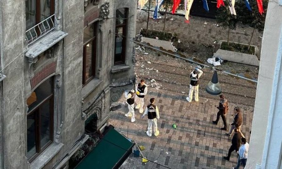 Publikohet momenti i shpërthimit të bombës në sheshin Taksim