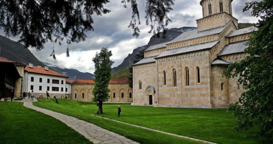 Zemaj tregon a e garanton anëtarësimin në KiE vendimi për Manastirin e Deçanit
