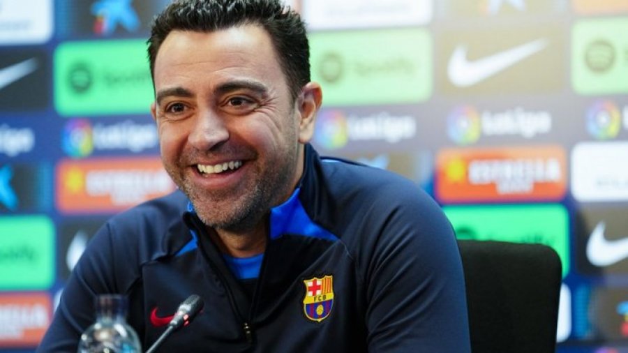 Drejtuesit e Barcelonës i japin besim Xavit përkundër eliminimit të turpshëm nga Kupa e Mbretit