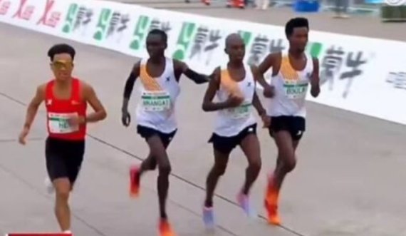 Ja si atletët kenianë ulën ritmin për të fituar kinezi