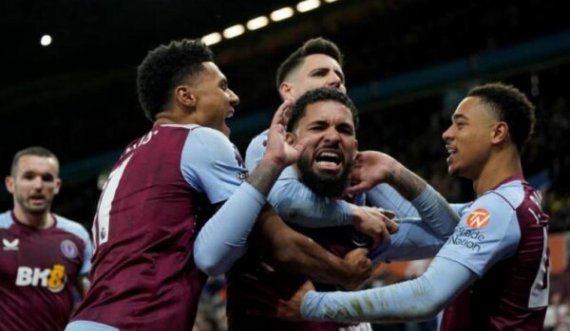 Aston Villa ia mësyn ish-yllit të Barçës