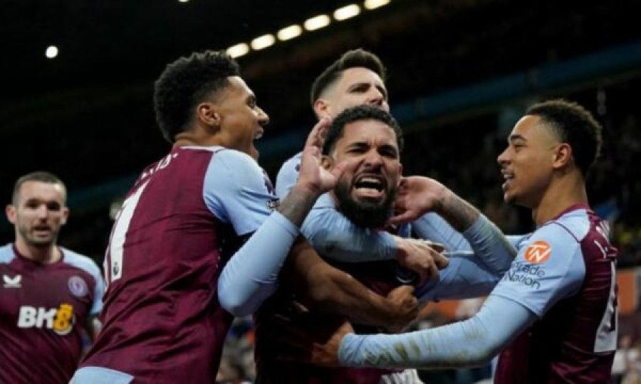 Aston Villa ia mësyn ish-yllit të Barçës